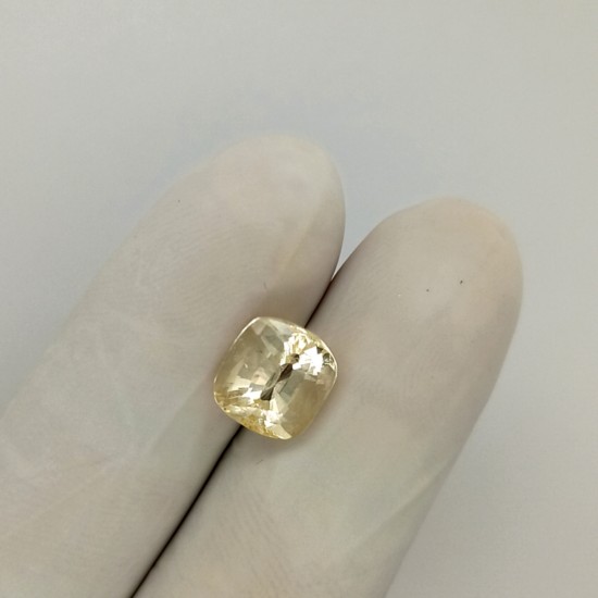 Yellow Sapphire (Pukhraj) 5.58 Ct Good Quality Yellow Sapphire (Pukhraj) 5.58 Ct Good Quality